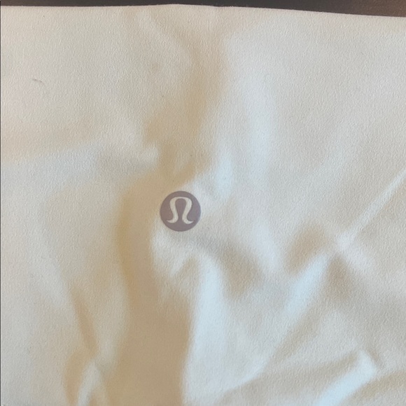 Lululemon align 6” mint green biker shorts - Picture 6 of 9